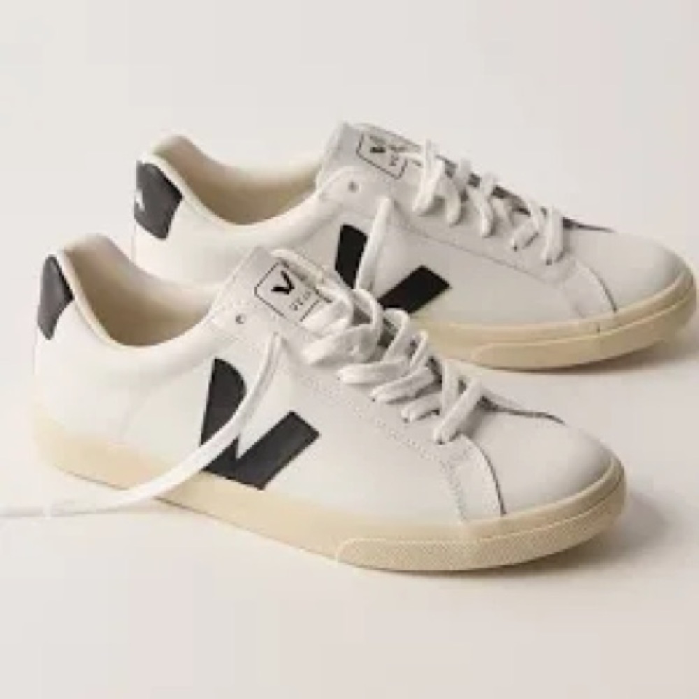 Veja Sneakers